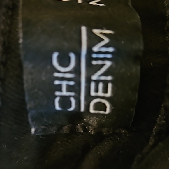 Chic Denim Black Jean Shorts Size 22 - Picture 8 of 8